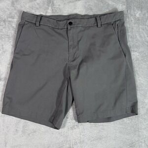 Lululemon Men's Gray Tech Shorts Size 40 Zip Pocket Casual Athletic Stretch